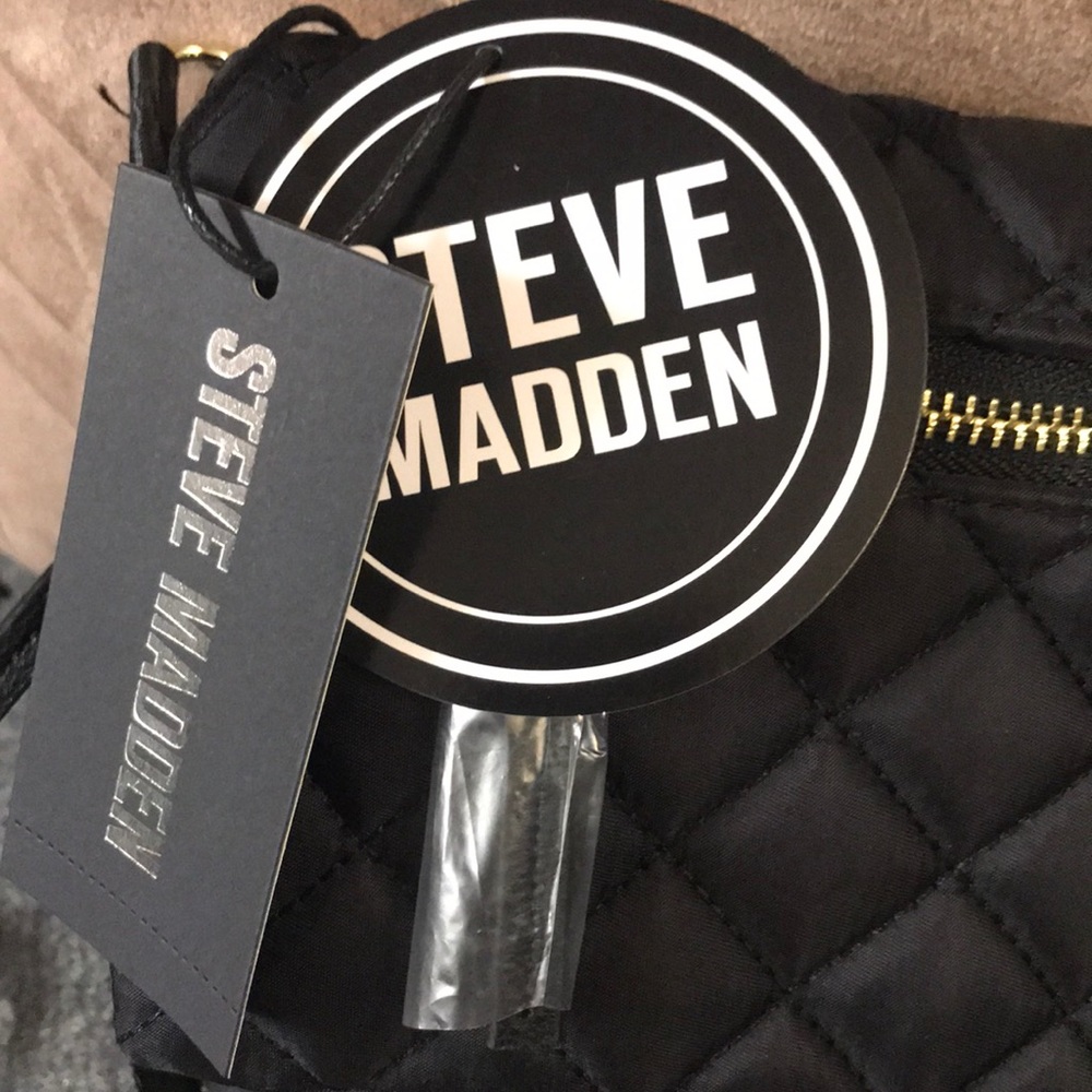 STEVE MADDEN BJODIE BLACK NYLON CROSSBODY CLUTCH - Picture 3 of 9
